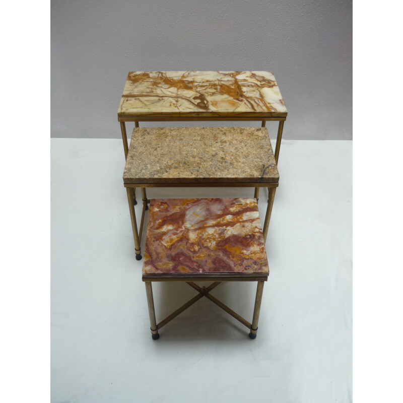 Set of 3 vintage nesting tables in gilded metal and marble - 1960s