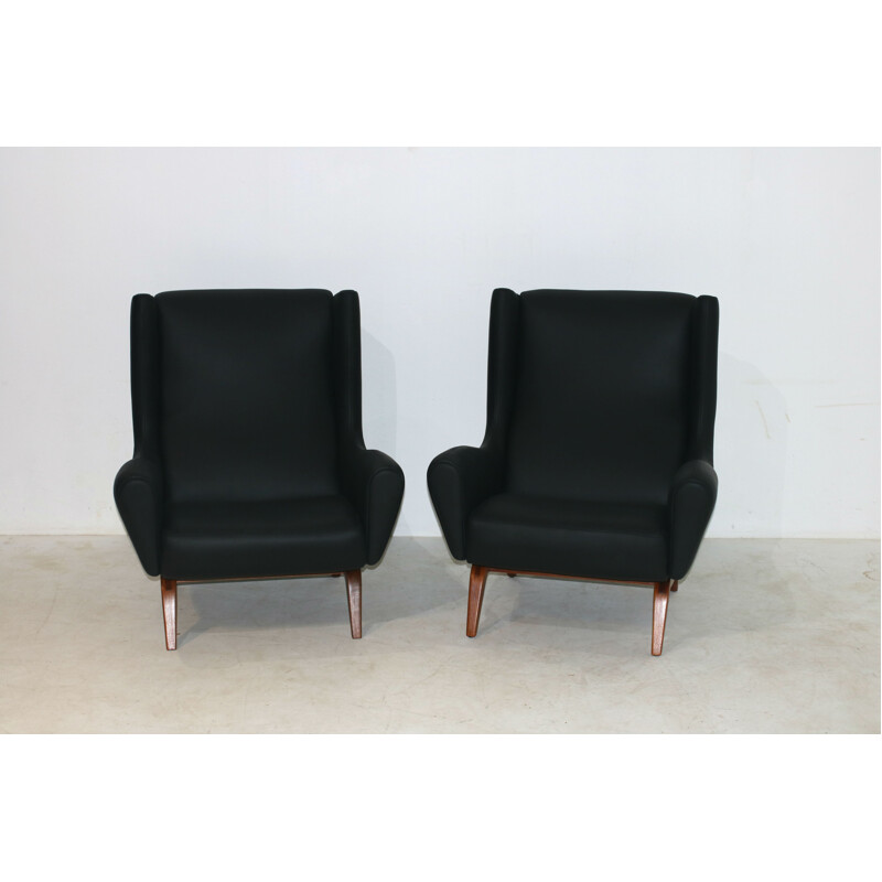 Set of 2 Model 110 Easy Chairs by Illum Wikkelso - 1960s