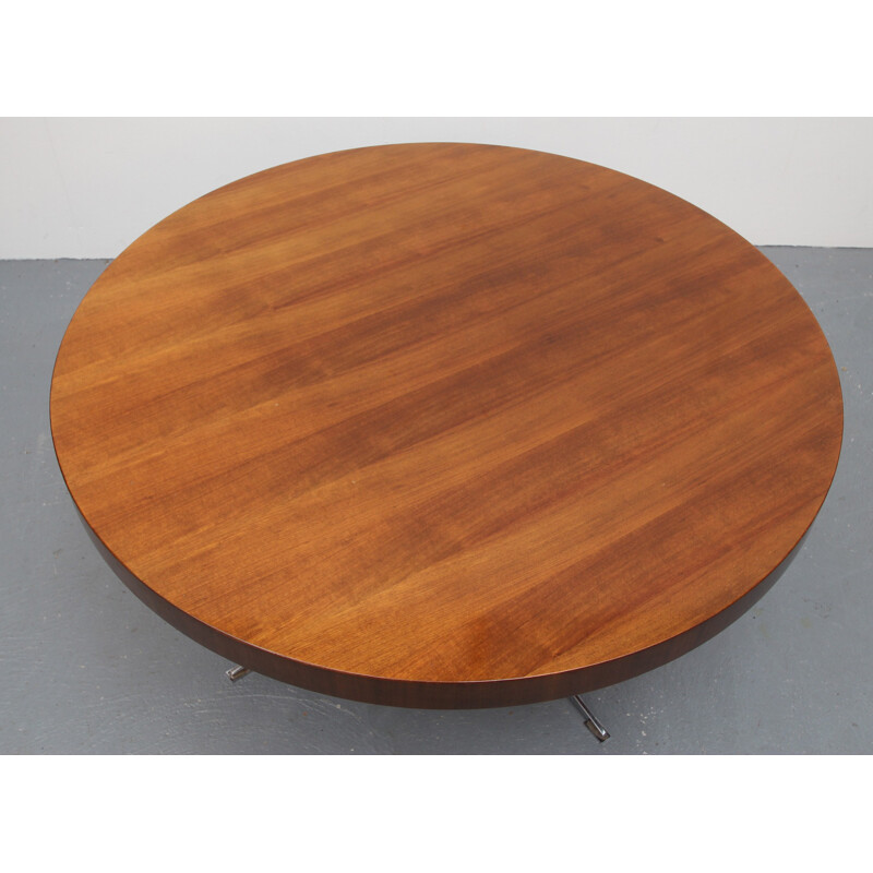 Mid-century coffee table in walnut - 1960s