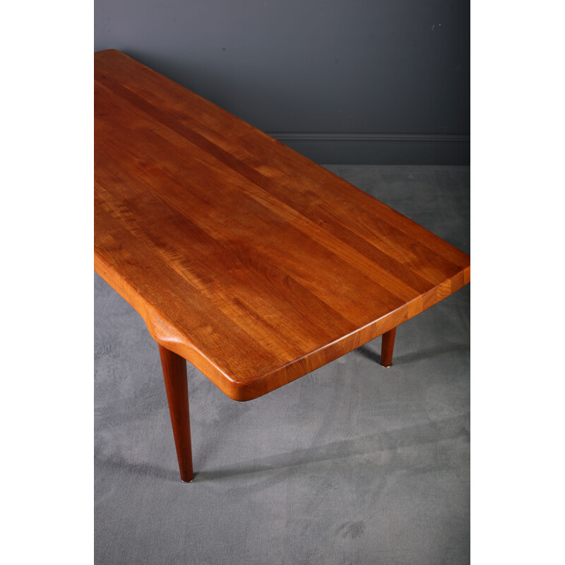 Table basse en teck par John Bone pour Mikael Laursen - 1960