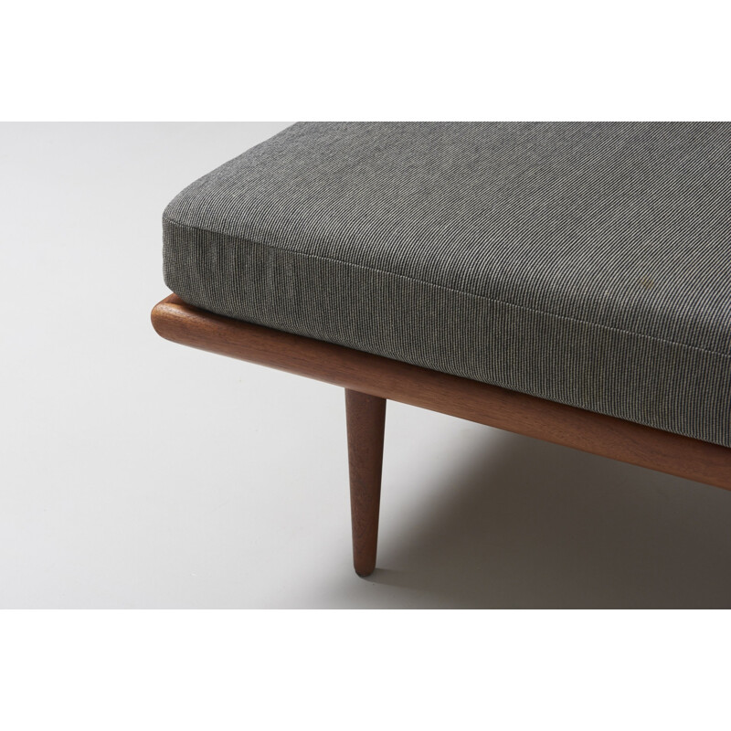 Mid-century Miverva daybed designed by Hvidt & Molgaard Nielsen - 1950s