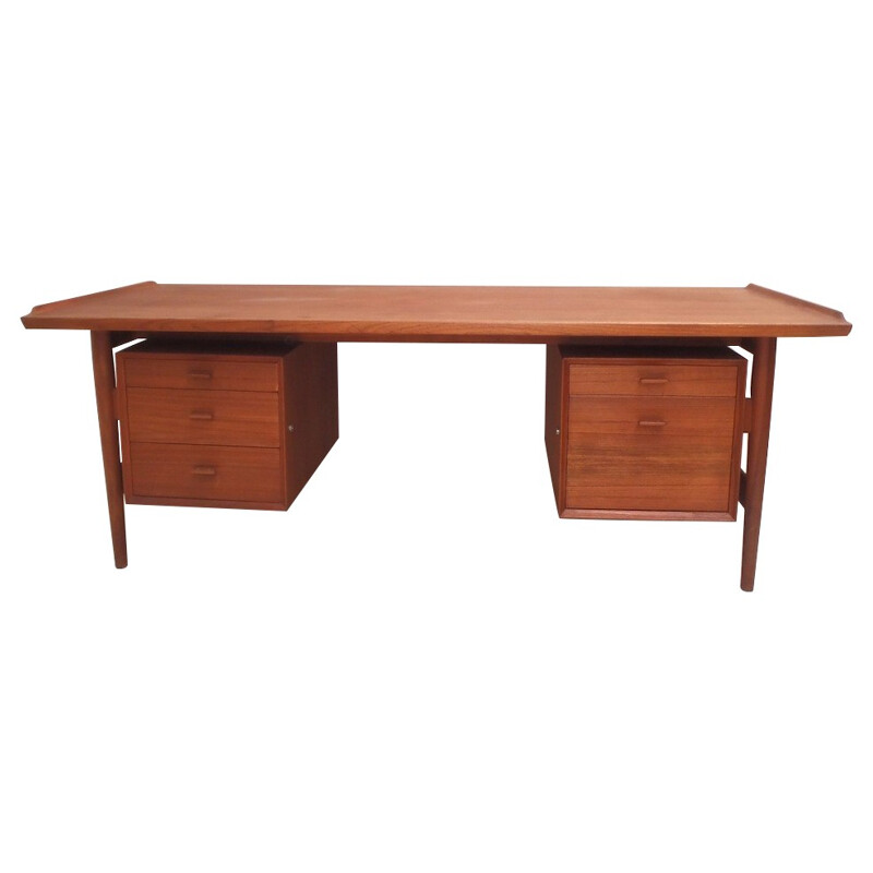 Vintage teak pedestal desk by Arne Vodder for Sibast, 1960