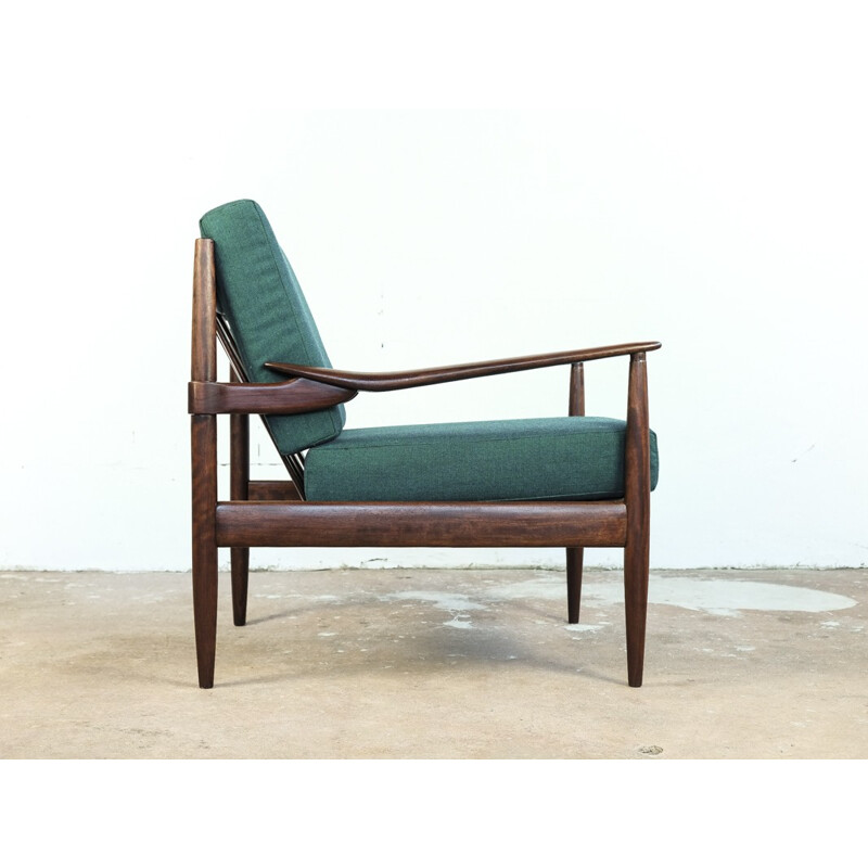  Vintage pair of armchairs in wallnut, Beka Design - 1960s