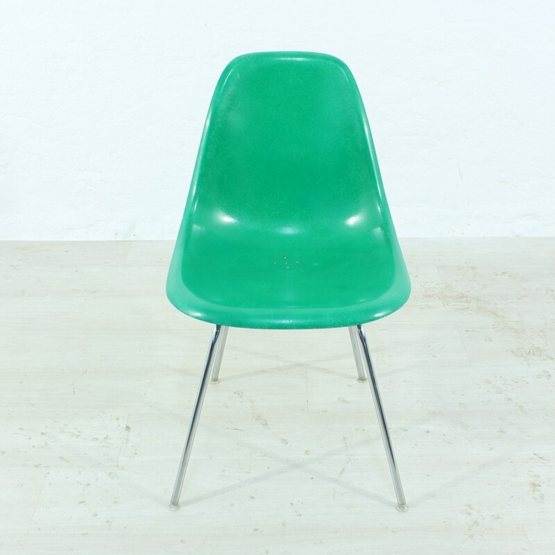 Vintage Side chair in kellygreen by Hermann Miller for Vitra - 1960s