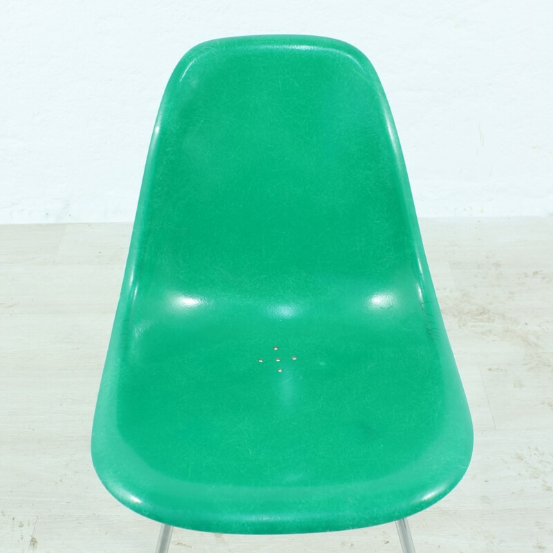 Vintage Side chair in kellygreen by Hermann Miller for Vitra - 1960s