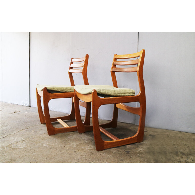 Suite de 4 chaises à repas par Portwood - 1960