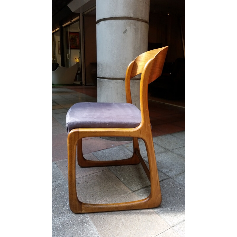 Suite de 4 chaises Baumann Modèle  "Traineau" - 1970