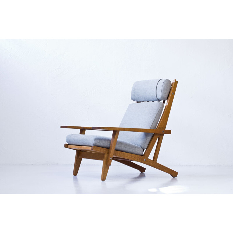 Vintage Oak Lounge Chair by Hans J. Wegner - 1960s