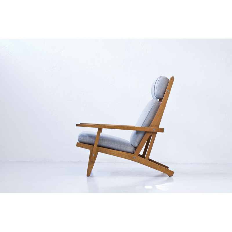 Vintage Oak Lounge Chair by Hans J. Wegner - 1960s