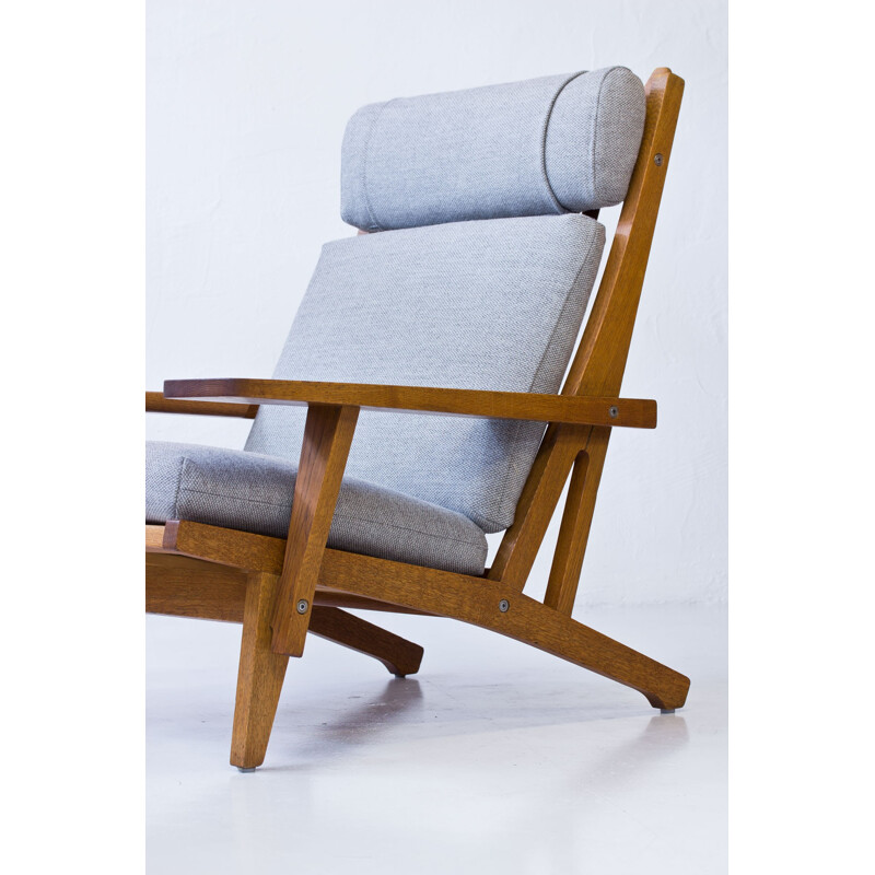 Vintage Oak Lounge Chair by Hans J. Wegner - 1960s