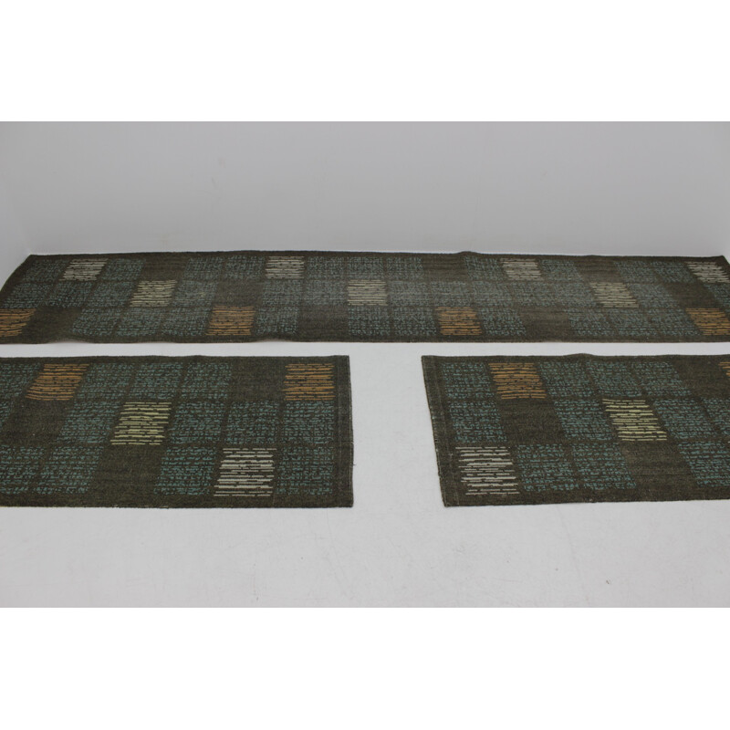 Conjunto de três tapetes de design vintage - 1970