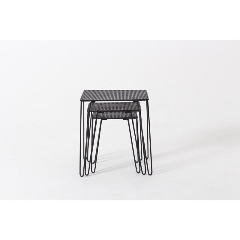 Vintage metal nesting tables with Hair Pin Legs - 1960s