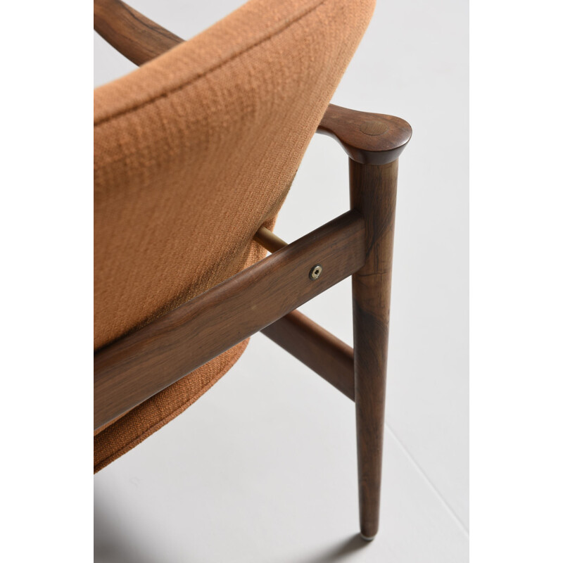 Suite de 2 fauteuils modèle 711 par Fredrik Kayser - 1950
