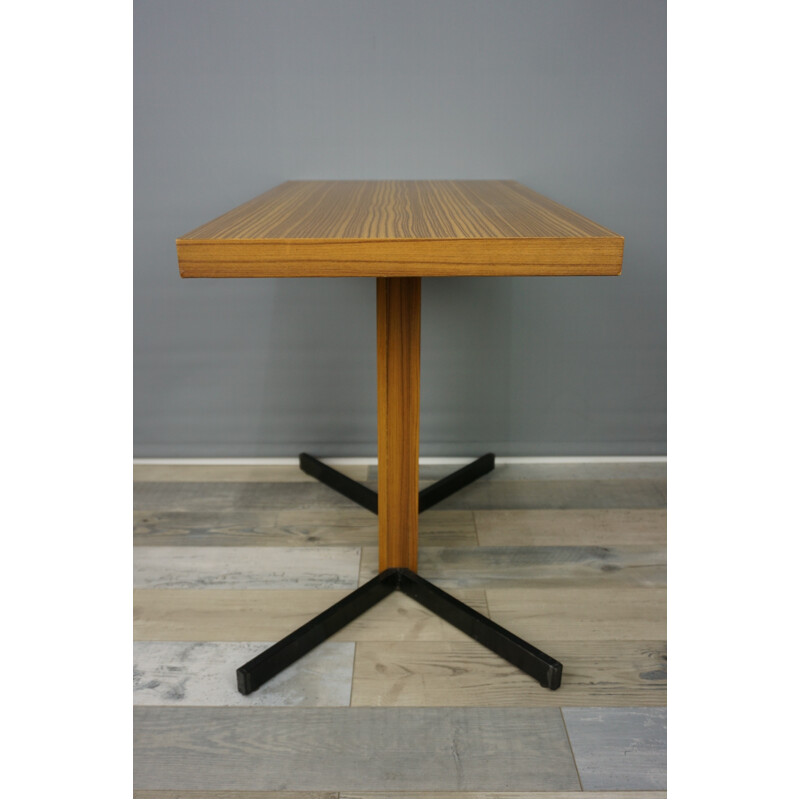 Table pivotante vintage par Pierre Guariche pour Meurop - 1950