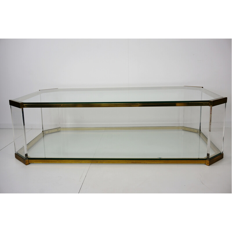Table basse vintage en laiton, plexiglass et verre - 1970