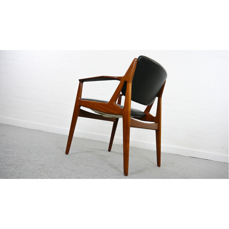 Armchair "Ella" in leather by Arne Vodder for Vamo Möbler - 1950s