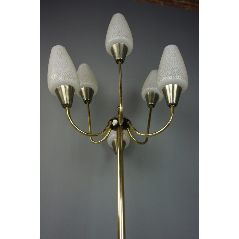 Vintage tripod floor lamp in brass and opaline - 1950s