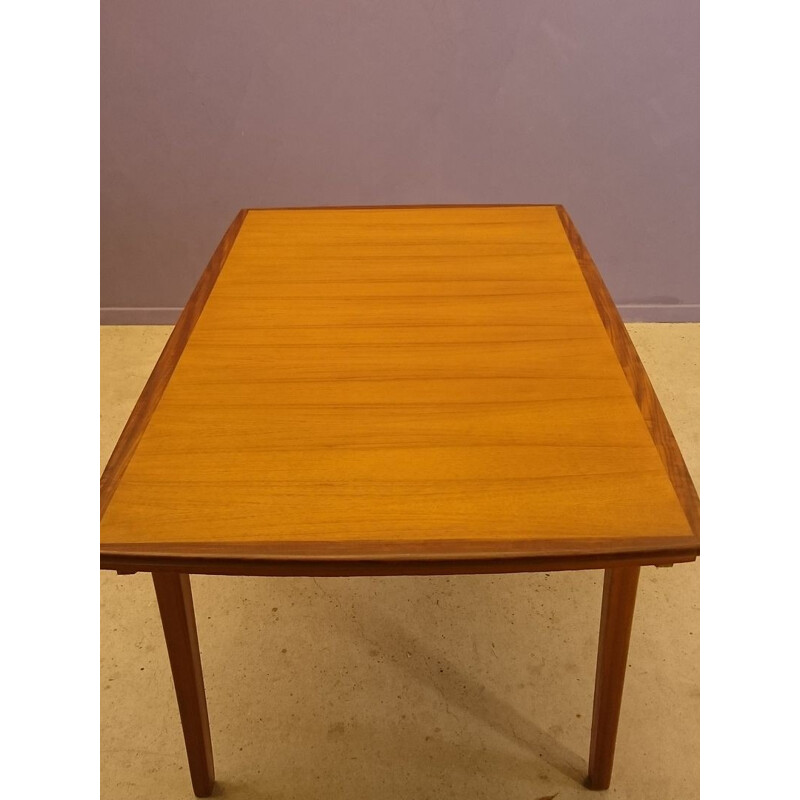 Table vintage scandinave en teck avec deux allonges - 1950