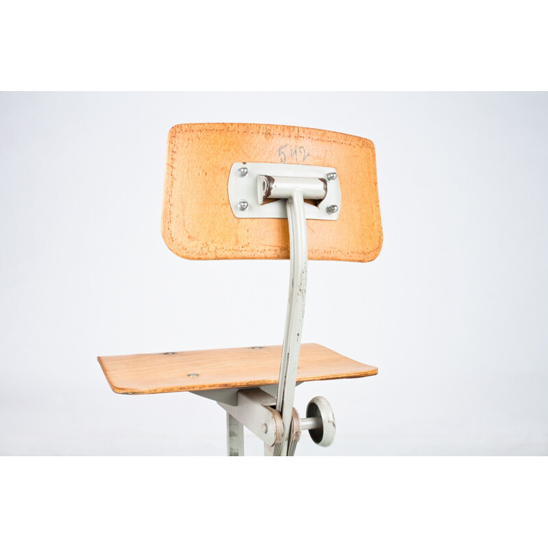 Chaise vintage industrielle en bois et métal, Friso KRAMER - années 60