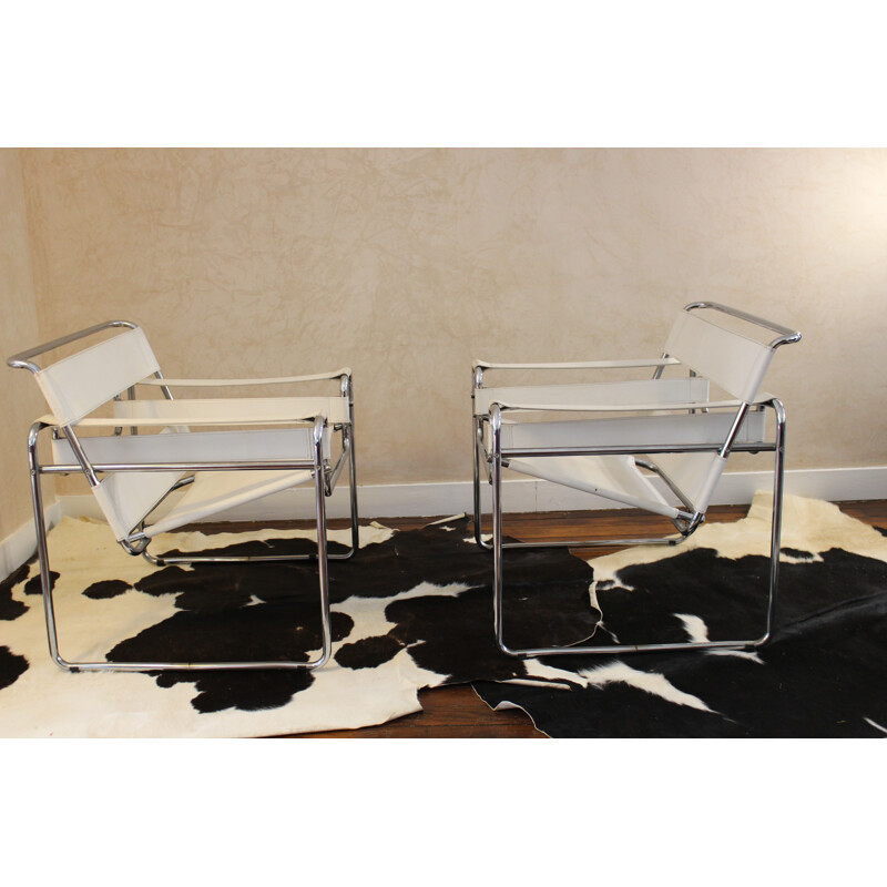 Pair of white Marcel Breuer armchairs - 1980s