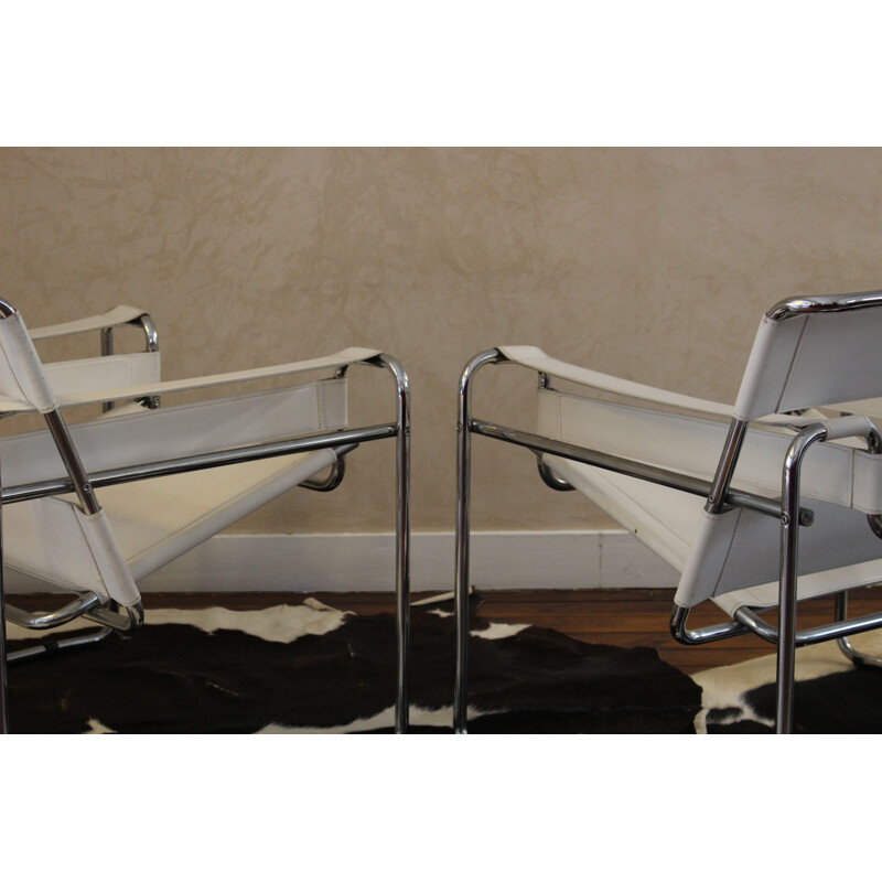 Pair of white Marcel Breuer armchairs - 1980s