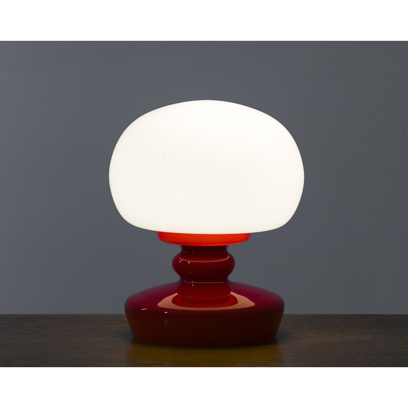 Lampe de table vintage en verre opaline - 1960