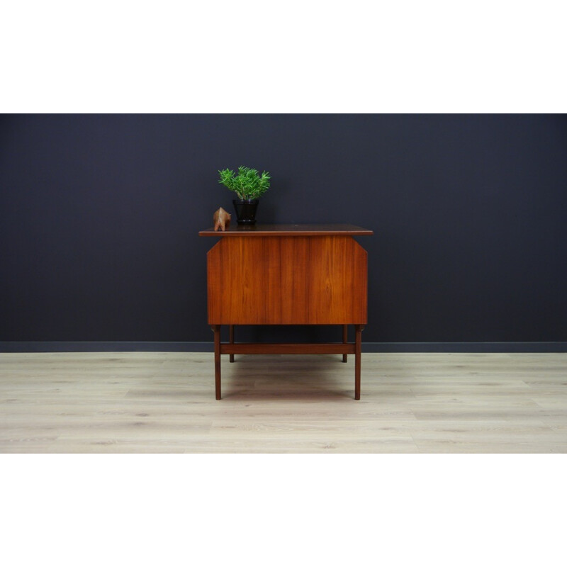 Writing desk in teak - 1960s