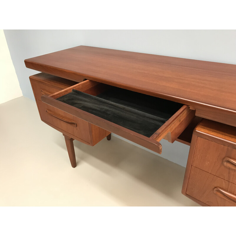 Vintage teak desk by V.Wilkins for G-Plan - 1960s