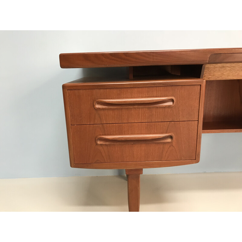 Vintage teak desk by V.Wilkins for G-Plan - 1960s