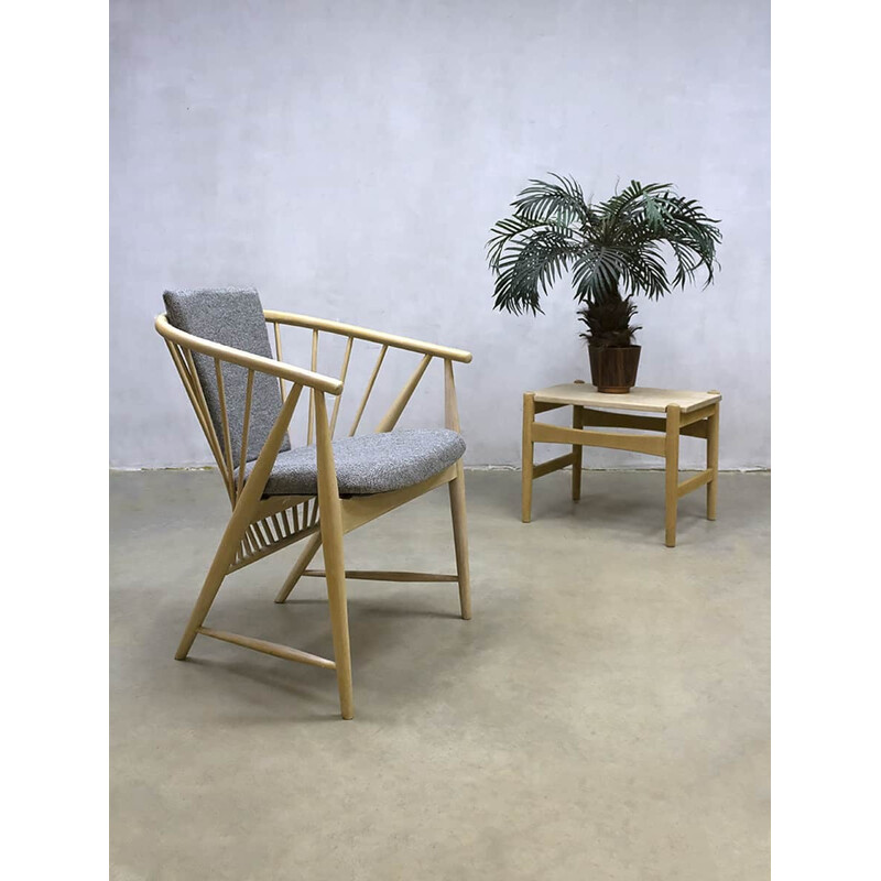Chaise à broche vintage en plumes de soleil par Sonna Rosen pour Nässjö Stolfabrik - 1950
