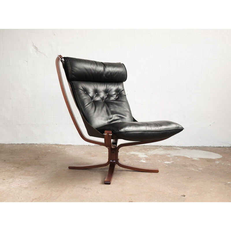 Vintage high back Falcon Chair in black leather by Sigurd Ressell for Vatne Møbler - 1970s