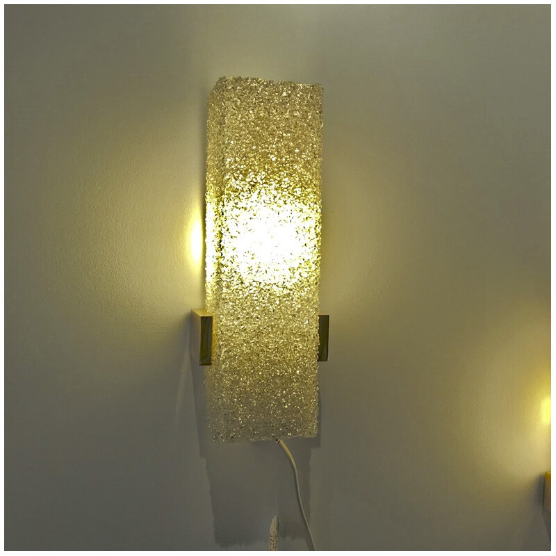 Vintage pair of perspex and brass wall lamps - 1960s