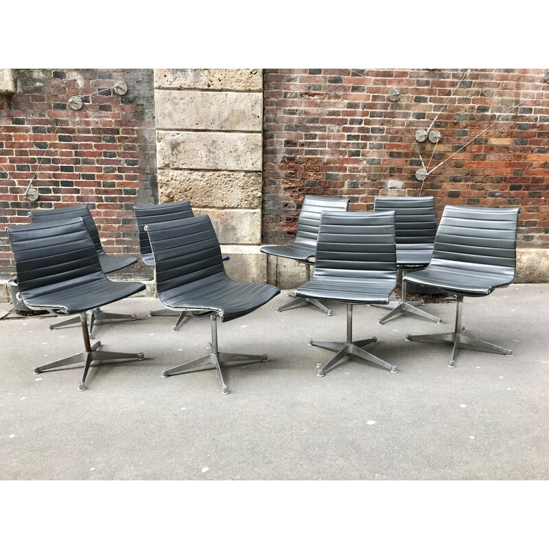 Set van 8 Eames fauteuils model "EA101" voor Herman Miller - 1960