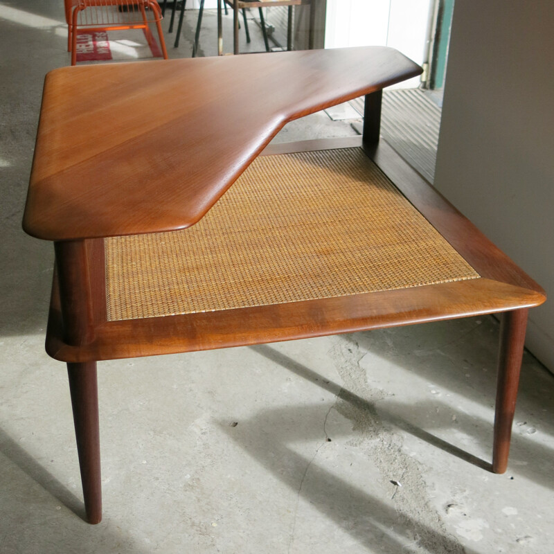 Vintage coffee table by Peter Hvidt - 1960s