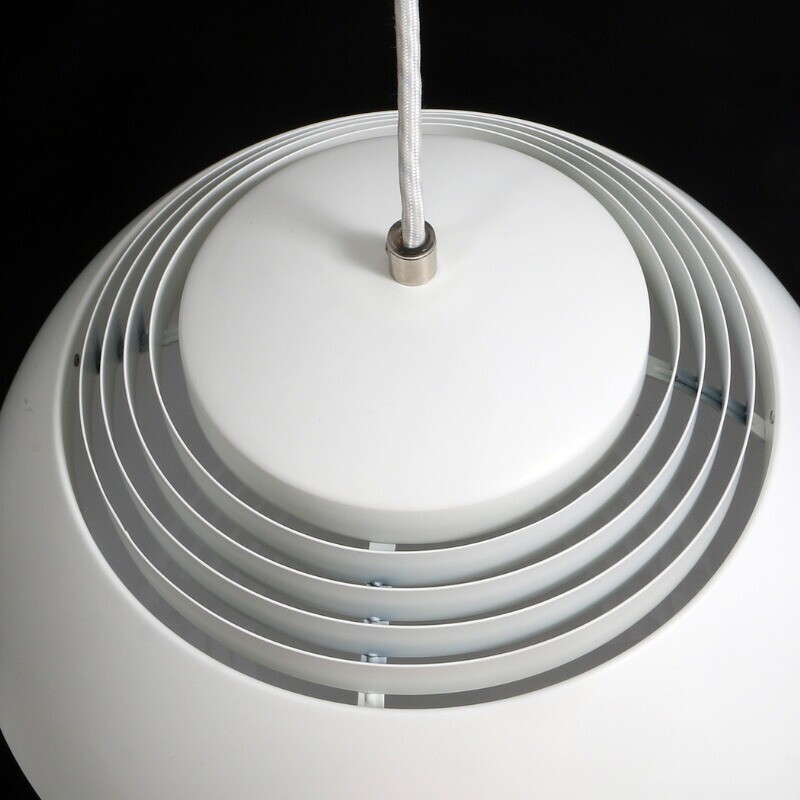 Vintage hanging lamp in White lacquered metal by Arne Jacobsen - 1960s