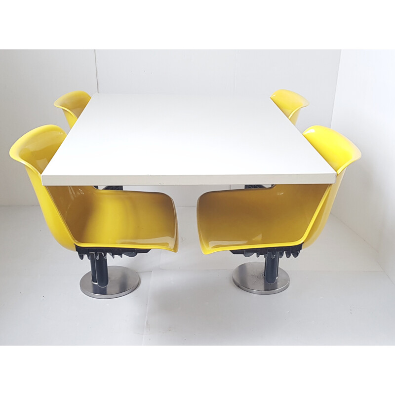 Modus table by Osvaldo Borsani for Tecno - 1970s