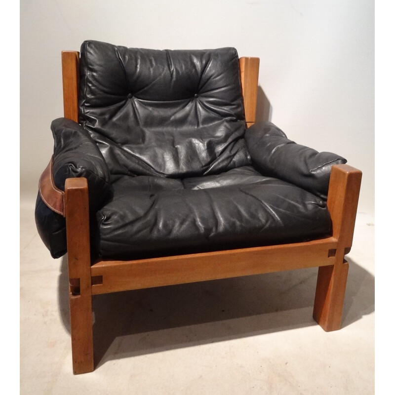 Armchair in black leather , Pierre CHAPO - 1970s