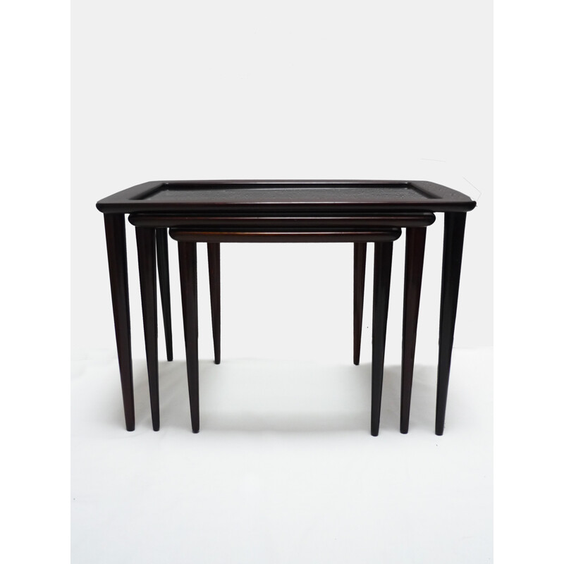 Suite de 3 tables gigognes en bois d'acajou avec plateaux en verre par Ico Parisi pour De Baggis - 1950