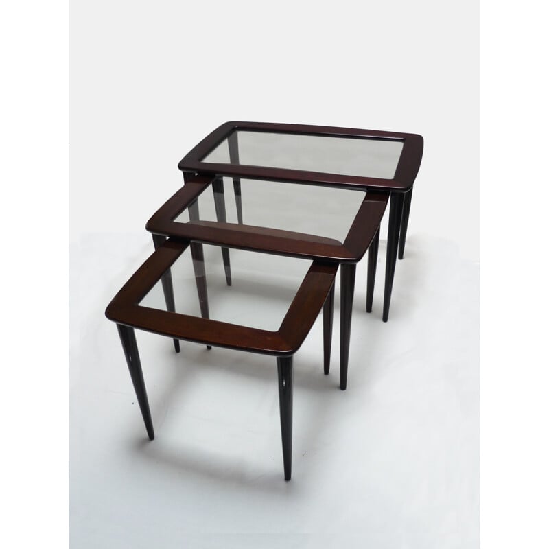 Set of 3 nesting tables in mahogany wood with glass trays by Ico Parisi for De Baggis - 1950s