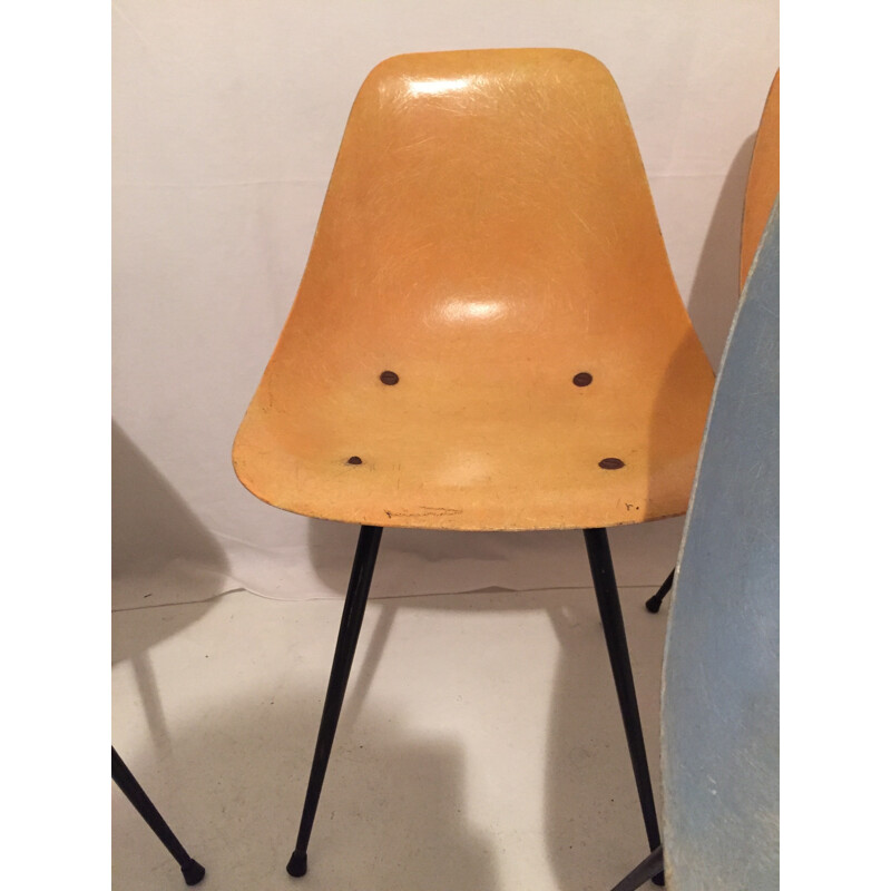 Set of 5 chairs in fibreglass and metal - 1950s
