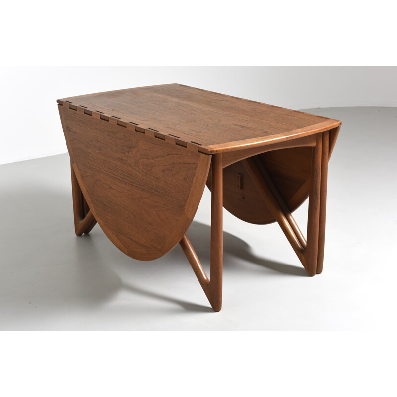 Vintage Oval teak dining table by Kurt Østervig for Jason Mobler - 1960s