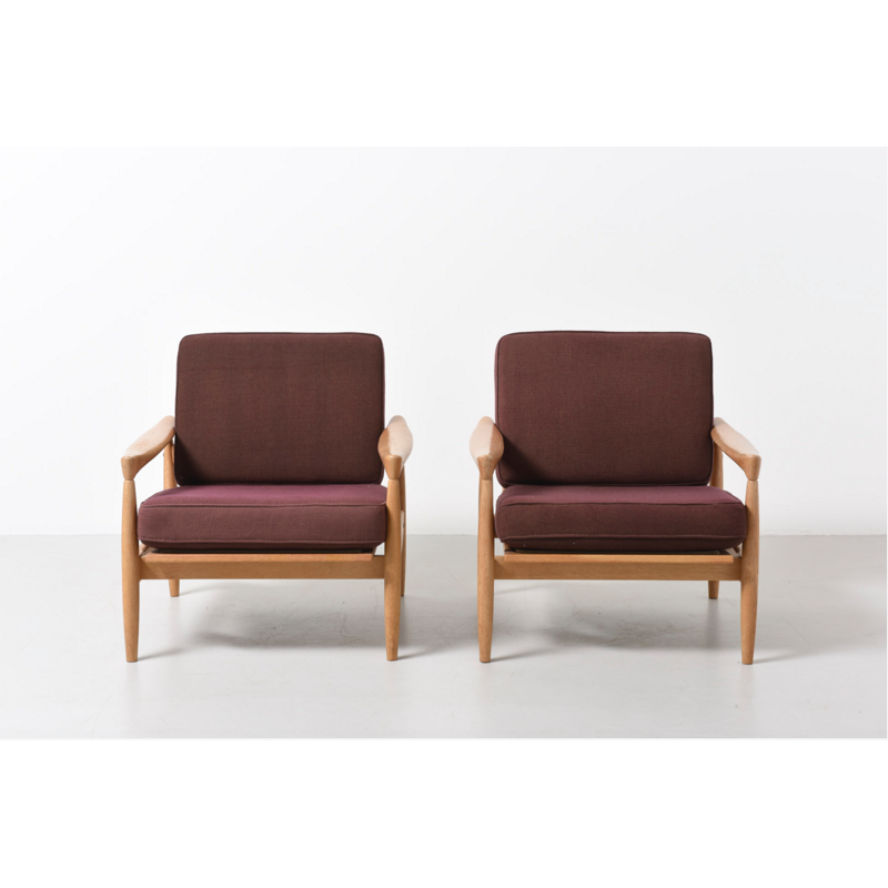Suite de 2 fauteuils vintages violets - 1950