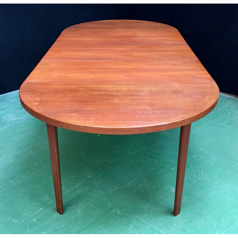 Vintage British dining table in teak - 1970s