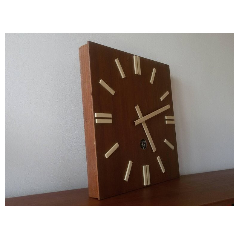 Vintage industrial wall clock - 1980s
