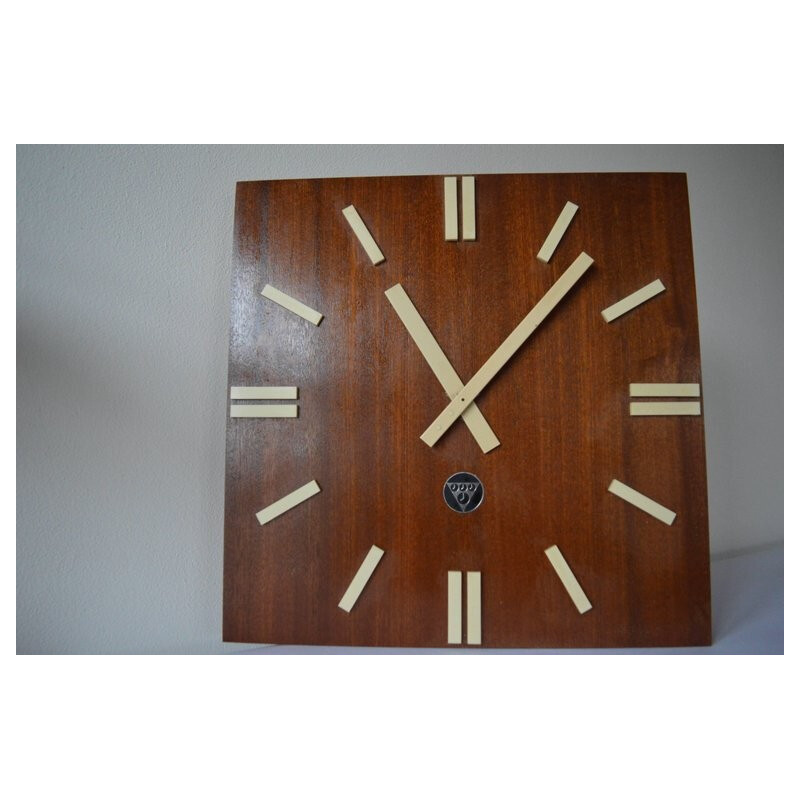 Vintage industrial wall clock - 1980s