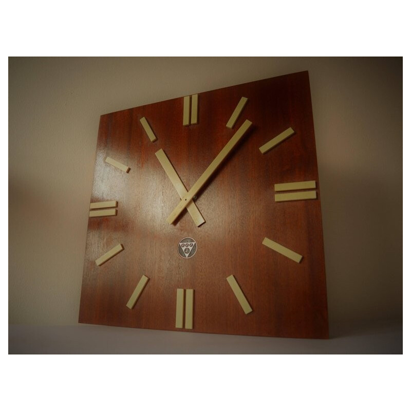 Vintage industrial wall clock - 1980s