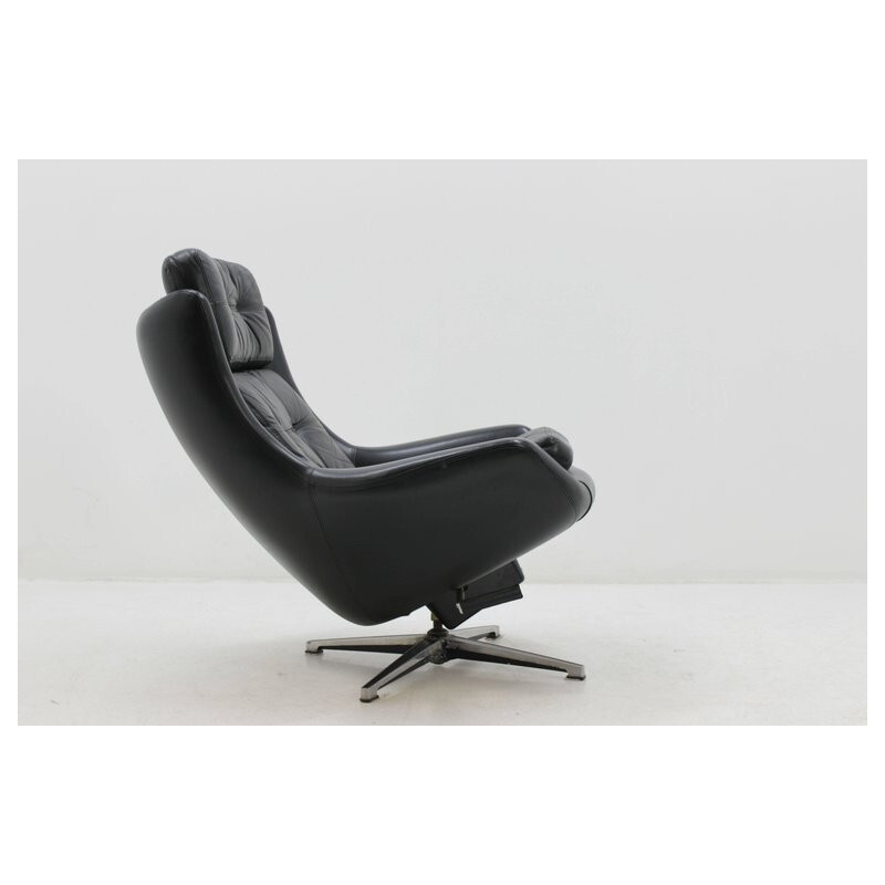 Fauteuil vintage en cuir Finlandais par Peem Yo - 1970