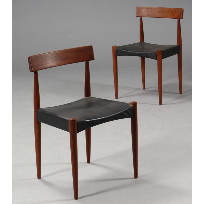 Suite de 4 Chaises de salle à manger noires en teck par Arne Hovmand Olsen -1960