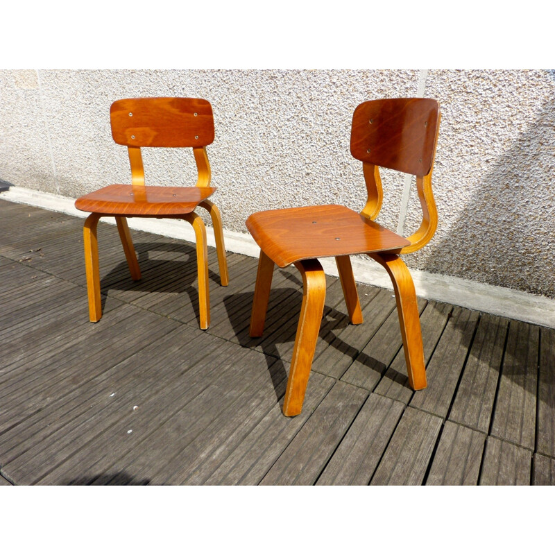 Mid century modern desk and two children’s chairs - 1950s