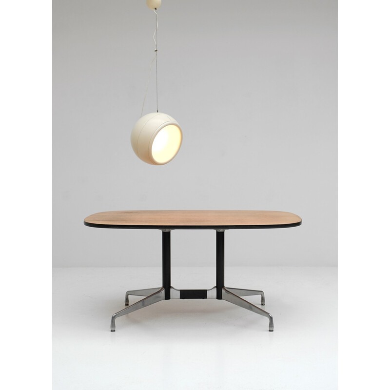 Vintage segmented table by Charles & Ray Eames for Herman Mille - 1960s